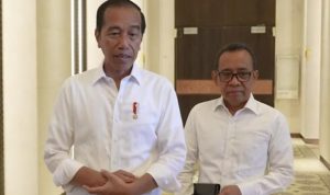 Presiden Joko Widodo (Jokowi) mengungkapkan bahwa rapat kabinet perdana di Ibu Kota Negara (IKN) Nusantara akan segera digelar setelah para menteri yang sedang bertugas di luar negeri kembali ke tanah air.