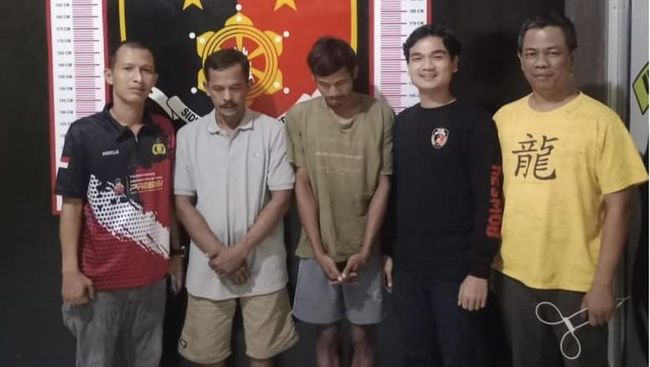 Dua Pria Asal Musi Rawas Ditangkap Polisi Usai Kepergok Mencuri Buah Sawit