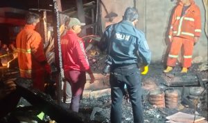 Rumah wartawan terbakar di Tanah Karo dan menyebabkan empat orang meninggal dunia.(Istimewa).