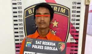 Pelaku yang diamankan petugas kepolisian.(Istimewa)