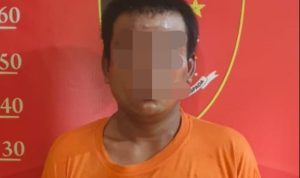 Pelaku yang diamankan petugas kepolisian.(Istimewa)