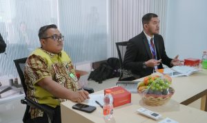 Pj Sekda Medan Topan Ginting menjadi mentor Seminar PKN di Kantor BPSDM Sumut di Jalan Ngalengko Medan. BP/erwan