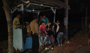 Pihak kepolisian melakukan patroli.(Istimewa)
