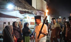 Wali Kota Binjai lepas pawai obor dalam rangka sambut Tahun Baru Islam. 