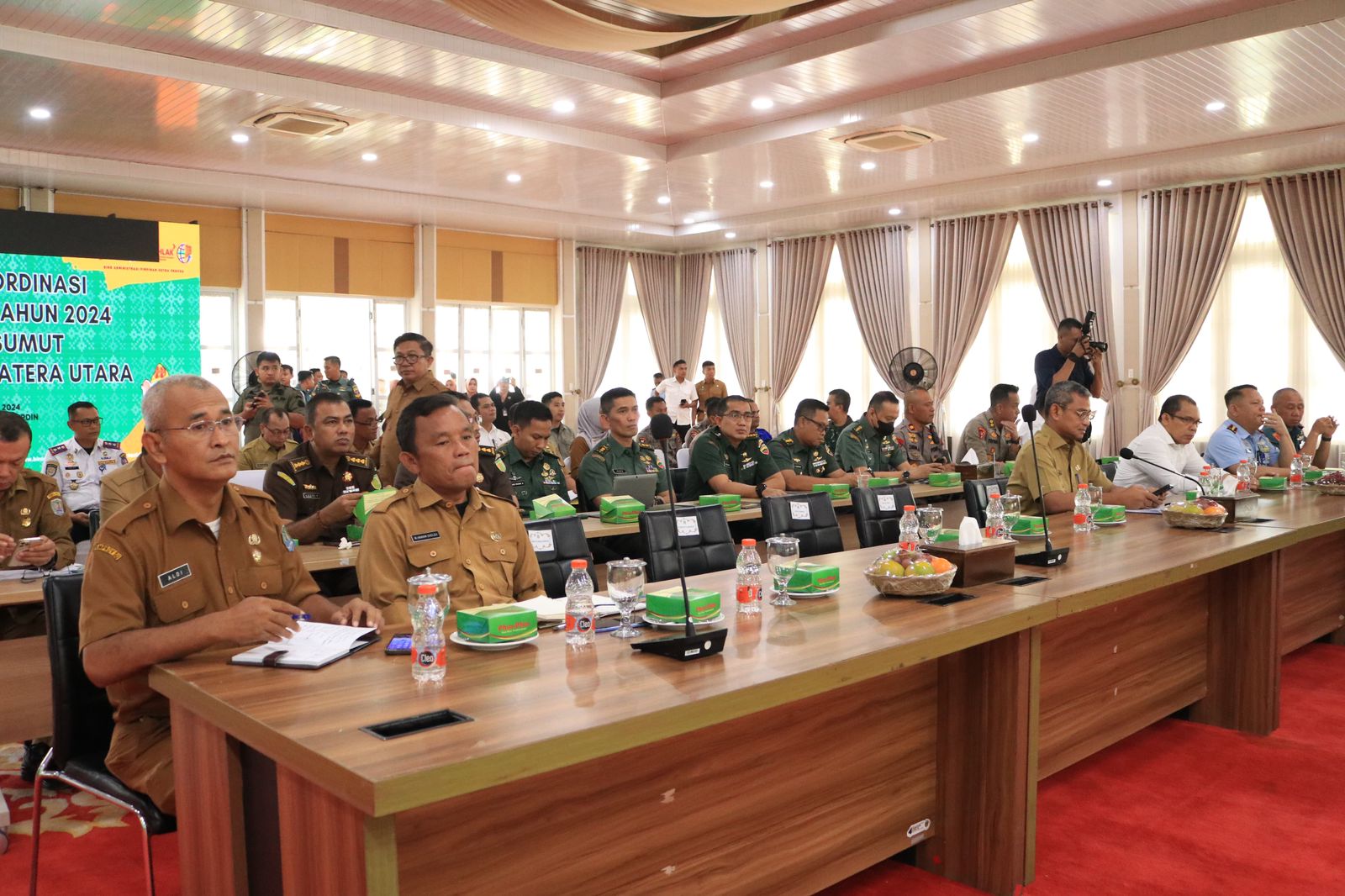 Asisten l Pemerintahan dan Kadis Pora Kota Binjai hadiri Rapat Kordinasi Pekan Olahraga Raga 2024 Wilayah Sumut. 