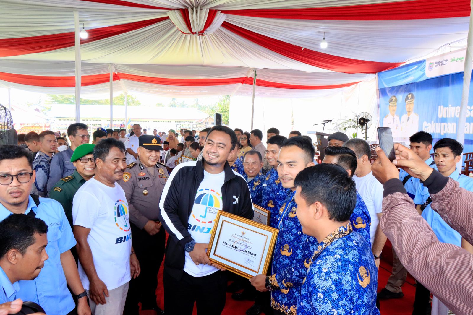 Wali Kota Binjai resmi membuka peluncuran Program Universal Health Coverage(UHC). 