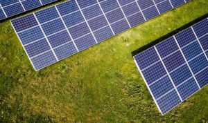 Pemerintah Indonesia Mengubah Kebijakan Energi Nasional Menjadi Dekarbonisasi