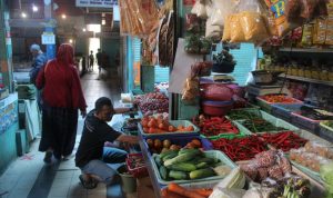 Tantangan Kelas Menengah di Indonesia, Penurunan dan Dampak Kenaikan Harga Bahan Pangan