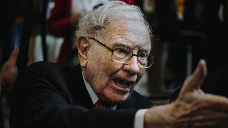 Warren Buffett Melego Saham di BYD, Ekspansi di Indonesia Berlanjut
