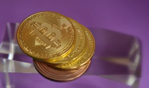 Pasar Cryptocurrency Menunjukkan Kompleksitas Tahun 2024, 3 Rekomendasi Altcoin