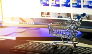 Uni Eropa Bakal Kenakan Bea Masuk atas Barang E-commerce China