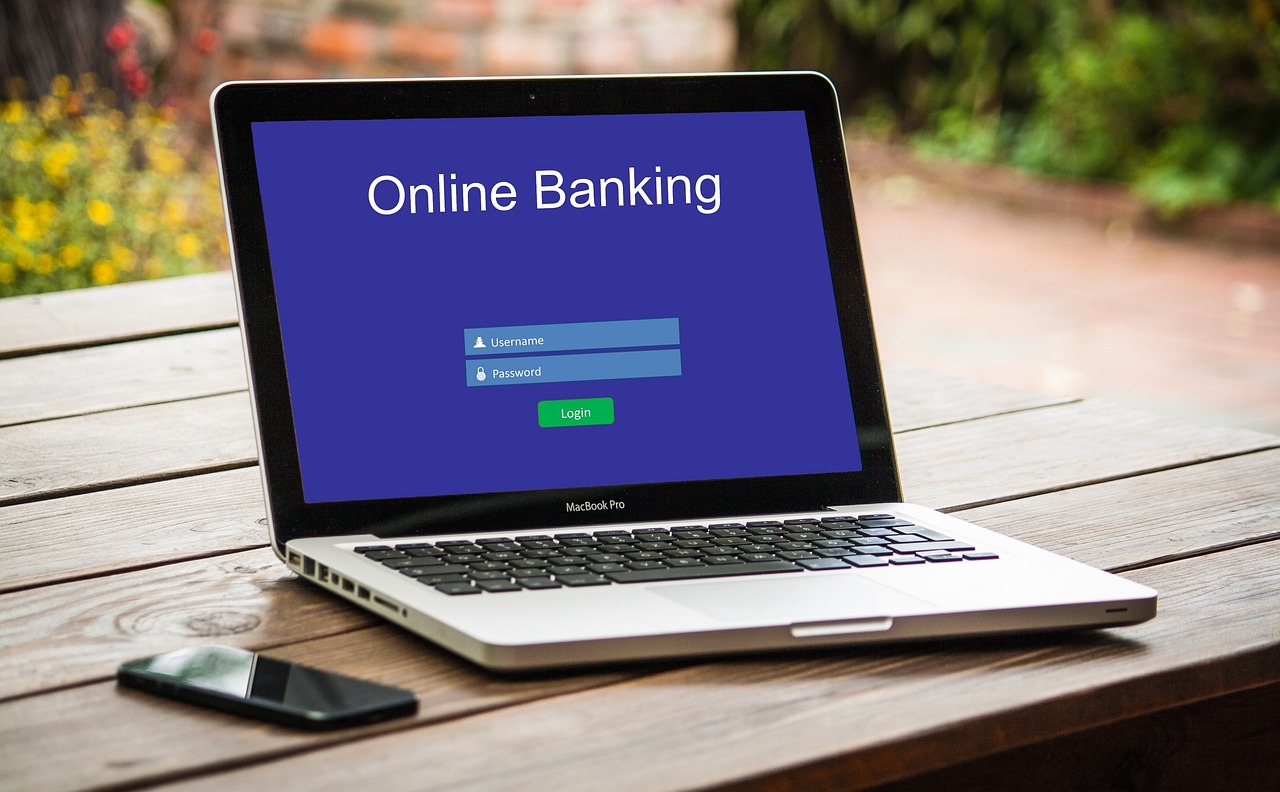 Penutupan ATM di Indonesia: Transaksi Bergeser ke Mobile Banking