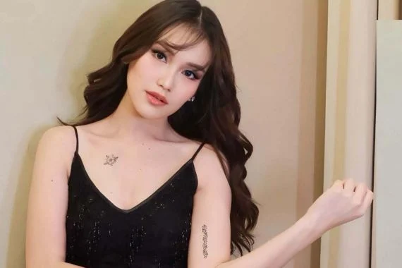 Ivan Gunawan Tegaskan Hubungan Ayu Ting Ting dengan Brata Kartasasmita: "Tak Ada Pacar Baru!"