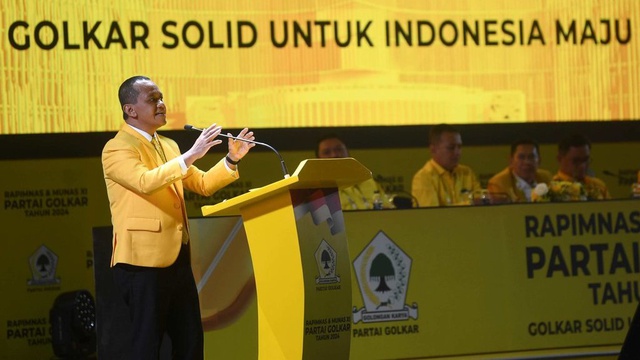 Bahlil Lahadalia Lempar Candaan 'Raja Jawa' di Munas Golkar
