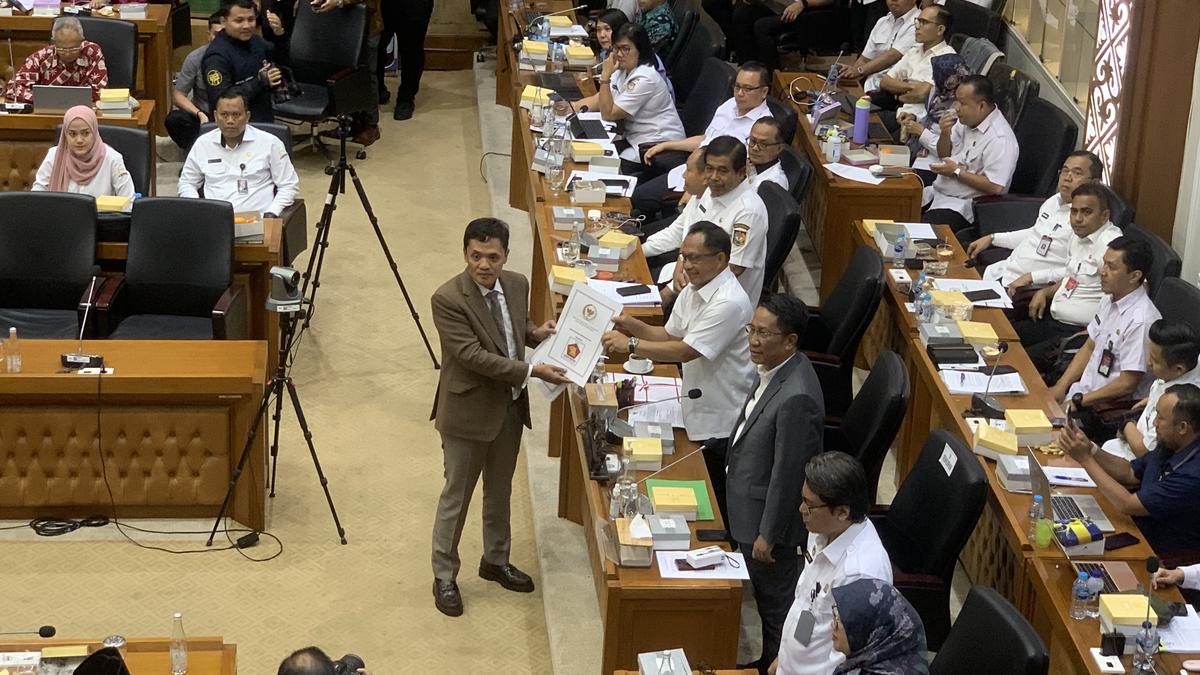 DPR Sepakati RUU Pilkada, Pengesahan Segera Dilakukan dalam Rapat Paripurna