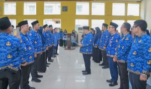 Wakil Ketua I Korpri Kota Padangsidimpuan Rahuddin Harahap.saat melantik Korpri Unit dan Sub Unit Dinas Pendidikan, Rabu (7/8-24). Foto : BP/Ist