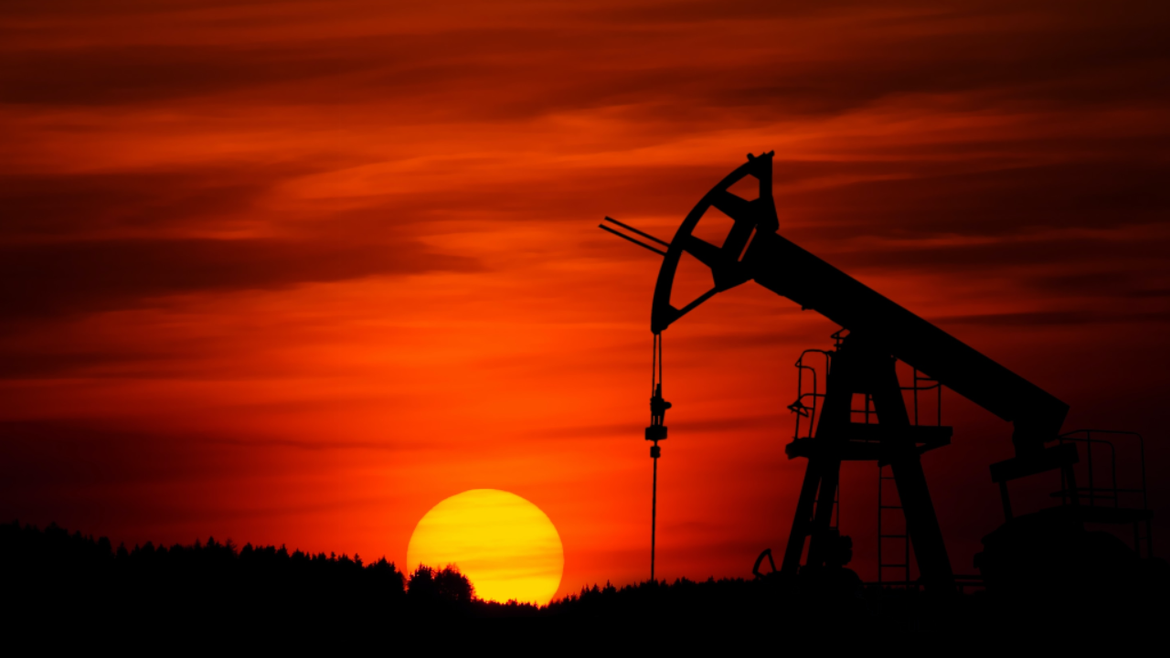Harga Minyak Turun Tipis, OPEC Memangkas Perkiraan Permintaan 2024