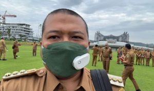 Bupati Tapsel Dolly Pasaribu saat ikut meninjau beberapa pembangunsn di IKN Kalimantan Timur baru-baru ini. Foto : BP/Ist