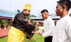 Wakil Wali Kota serahkan SK remisi warga binaan Lapas kelas llA Binjai.