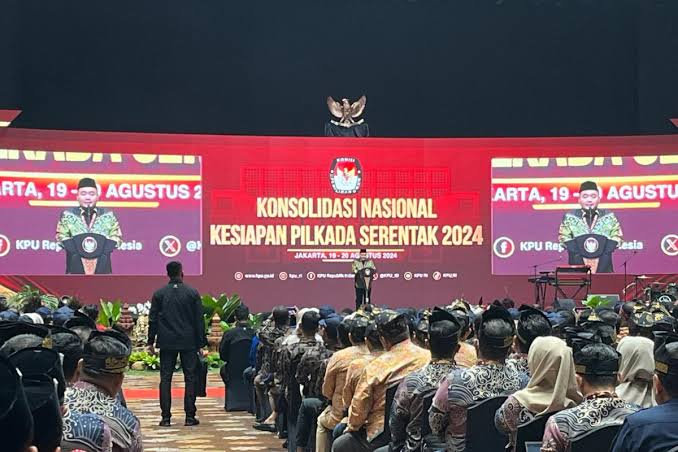 KPU Terjepit Putusan MK Jelang Pilkada 2024