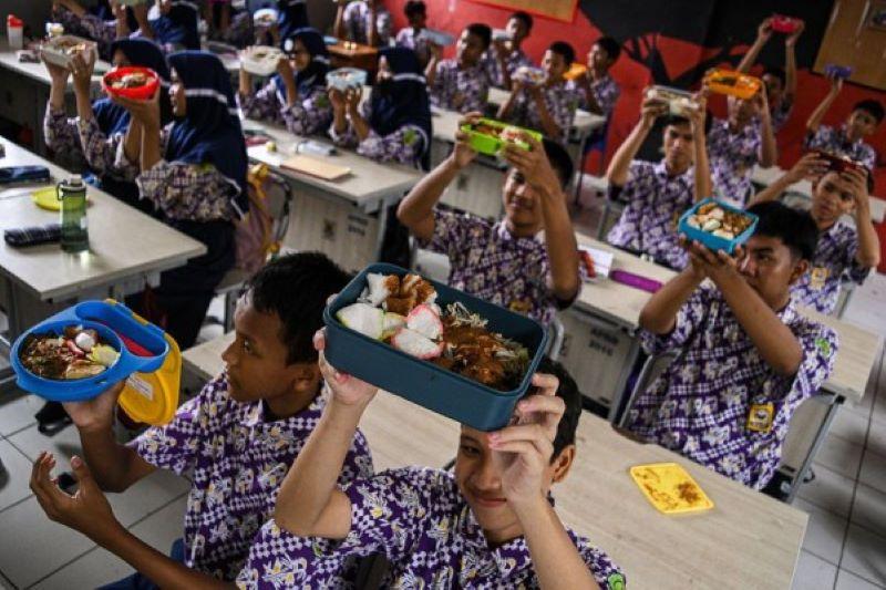 Kebijakan Makan Bergizi Gratis Dapat Berikan Efek Pengganda untuk Ekonomi Masyarakat
