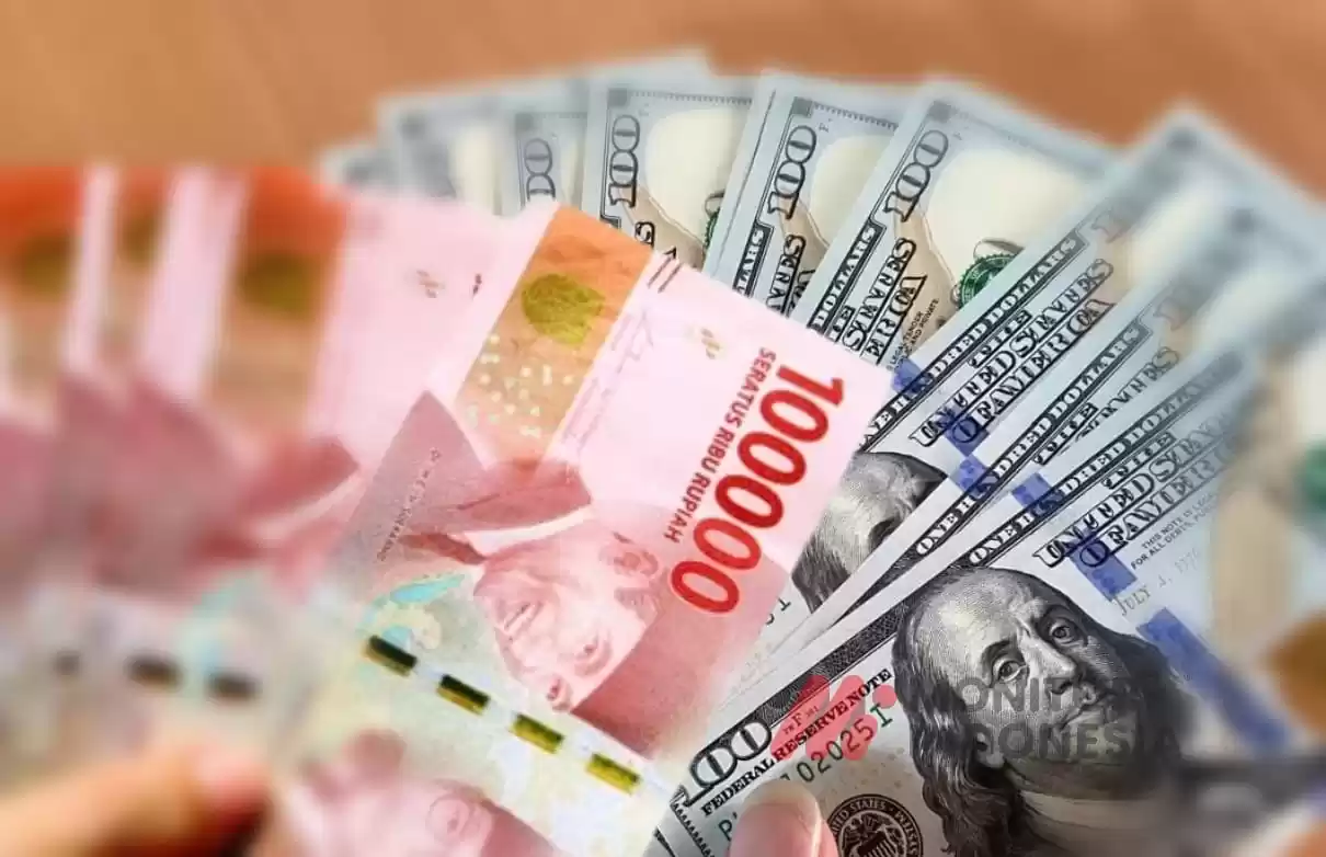 Nilai Tukar Rupiah Melemah Imbas Demo 'Peringatan Darurat' di Jakarta