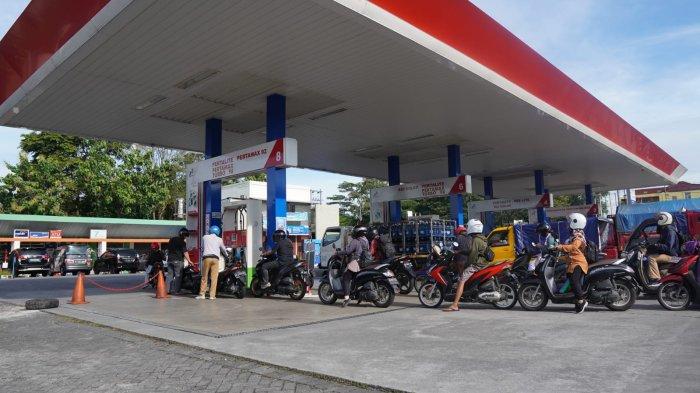PT Pertamina Patra Niaga Resmi Naikkan Harga Pertamax Menjadi Rp 13.700 per Liter