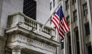 Pasar Asia-Pasifik Mengalami Penurunan Meskipun Wall Street Capai Rekor Baru