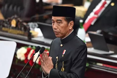 Presiden Jokowi Tuntaskan 10 Tahun Kepemimpinan: Pidato Kenegaraan di Sidang Tahunan MPR-DPR