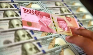 Rupiah Melemah Terhadap Dolar AS Akibat Data Klaim Pengangguran yang Menguat