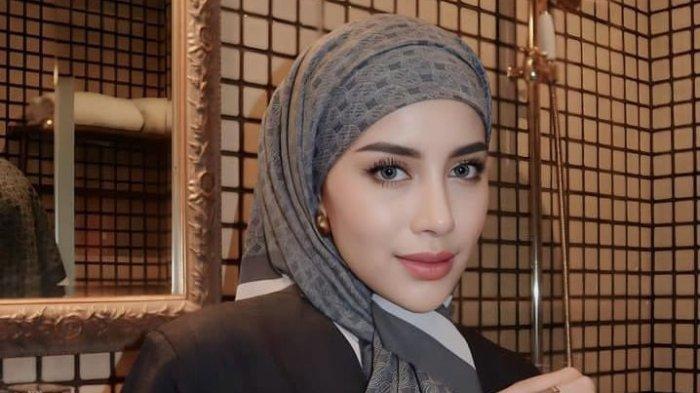 Selebgram Emy Aghnia Ditipu Karyawan Sendiri Hingga Rugi Rp900 Juta