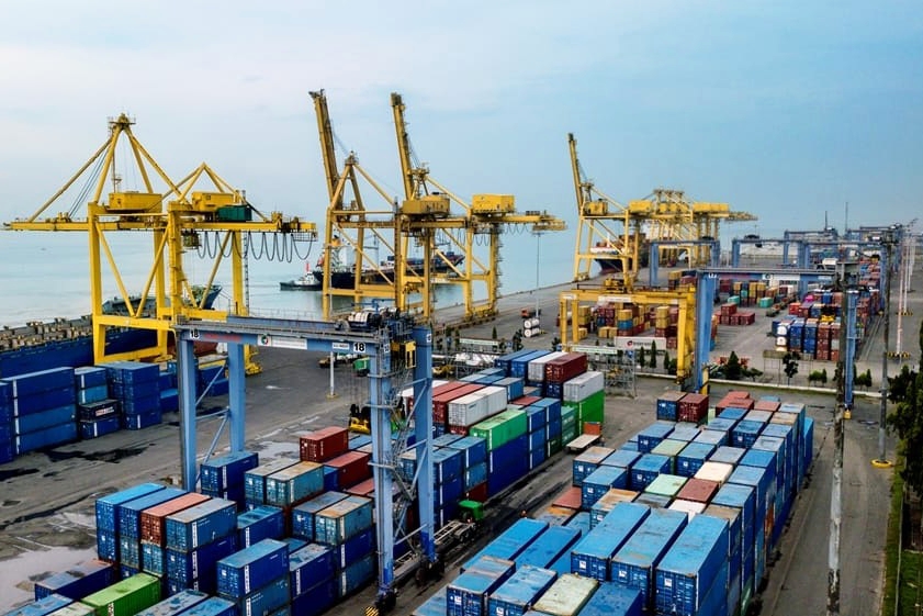 Surplus Neraca Perdagangan Indonesia Juli 2024 Capai US$ 0,47 Miliar, Terus Berlanjut di Tengah Defisit Sektor Migas