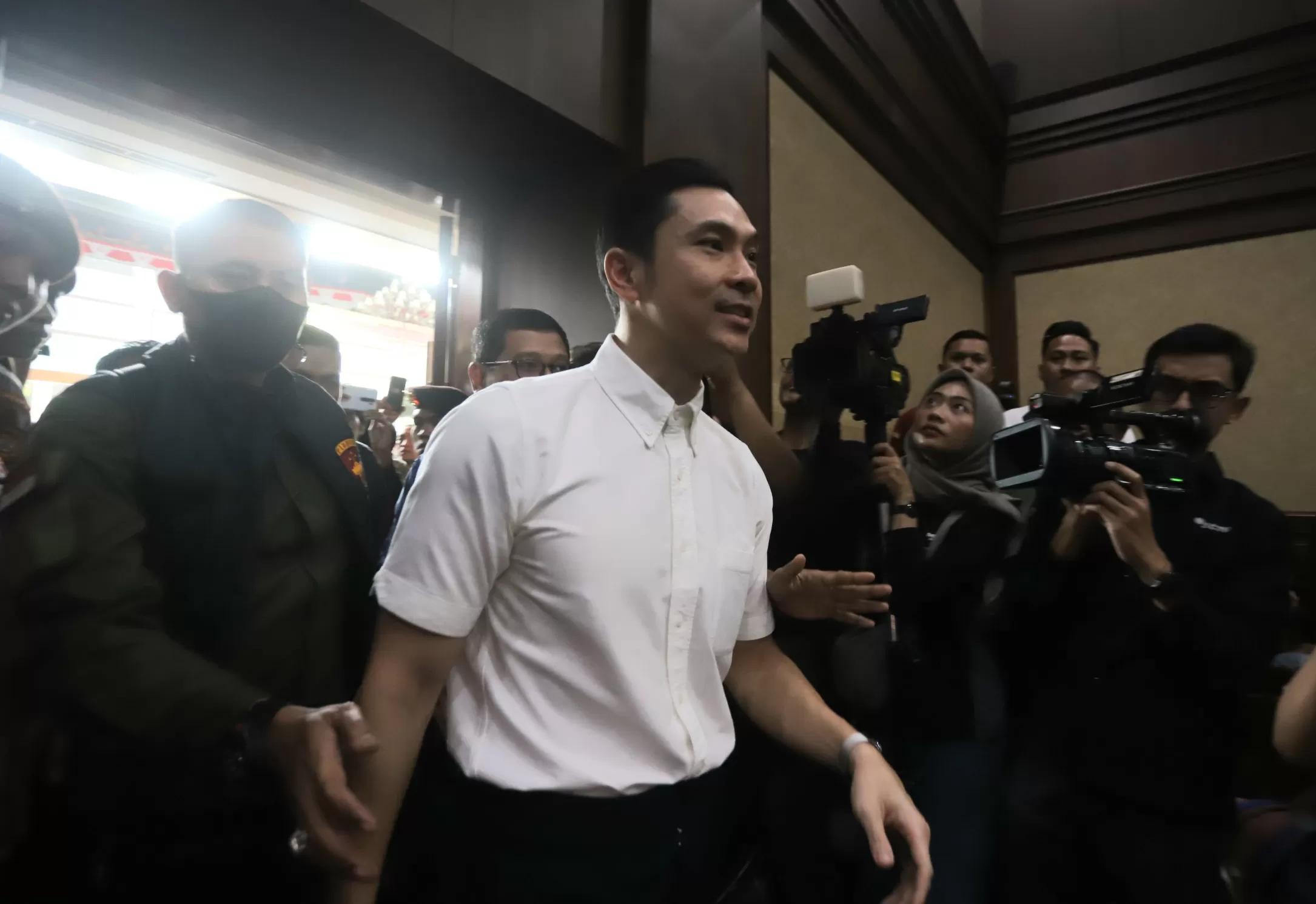 Terdakwa Kasus PT Timah Tbk, Harvey Moeis, Tidak Ajukan Eksepsi