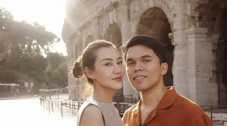 Thariq Halilintar dan Aaliyah Massaid Nikmati Honeymoon di Italia, Tampil dengan Gaya Baru!