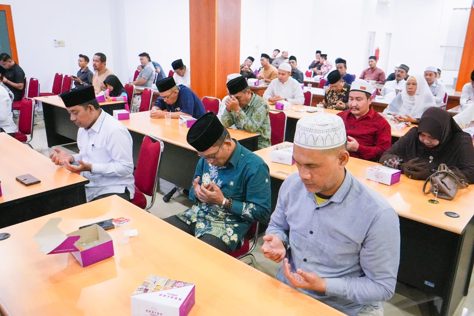 Acara Tasyakuran dan doa bersama Kantor Kementeriaan Agama Medan, Minggu (4/8/2024) BP/erwan