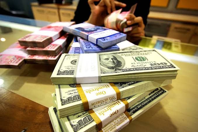 Rupiah Melemah Setelah Pidato Presiden Jokowi, Seberapa Jauh Dampaknya Terhadap Ekonomi?