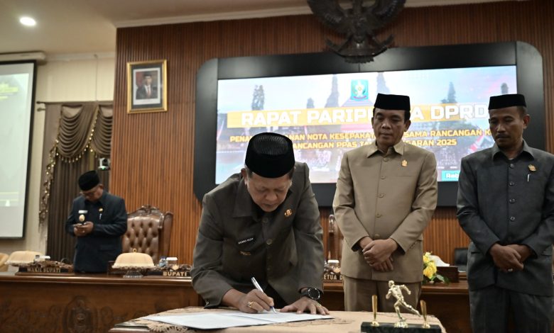 Rapat Paripurna DPRD Kabupaten Tangerang: Kesepakatan KUA dan PPAS 2025 Meski Tidak Kuorum