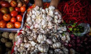 Fluktuasi Harga Pangan: Beras Turun, Bawang dan Cabai Naik, Update 25 September 2024