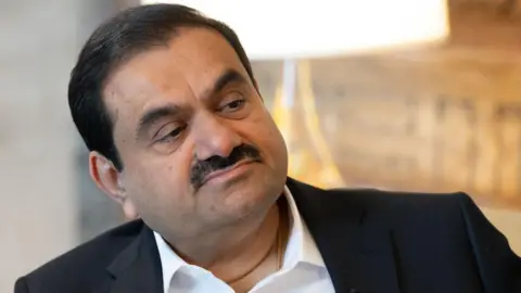 Kejaksaan Swiss Bekukan US$ 310 Juta Diduga Milik Frontman Adani