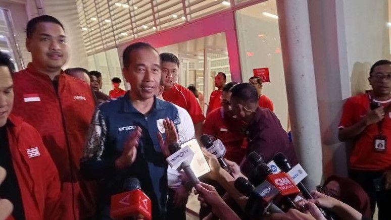 Presiden Jokowi Tegaskan Kesetaraan Hukum Terkait Tuduhan Gratifikasi Jet Pribadi Kaesang dan Erina