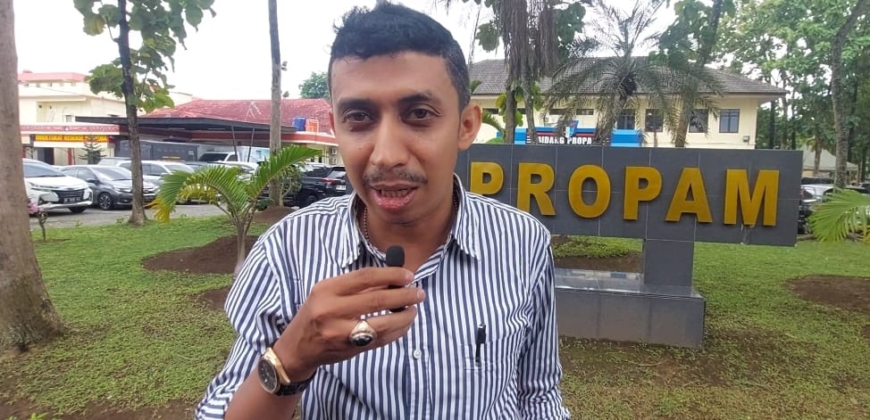 Luqman ketika ditemui awak media di Propam Polda Sumut.(Istimewa)