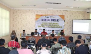 Dr. Muhammad Nuh Siregar. MA wakil dekan FUSI) Dr. Aminuddin. MA. C. IP direktur PUSKAPOL Ziaulhaq Komisioner KPU Deli Serdang Abdul Halim Munthe Komisioner Bawaslu Deli Serdang
