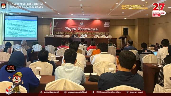 KPU Sumut ketika menggelar rapat pleno.(Istimewa).