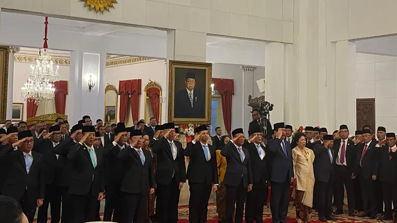 Pelantikan penasihat khusus dan utusan khusus presiden di Istana Negara, pada 22 Oktober 2024, BP/LPT6.