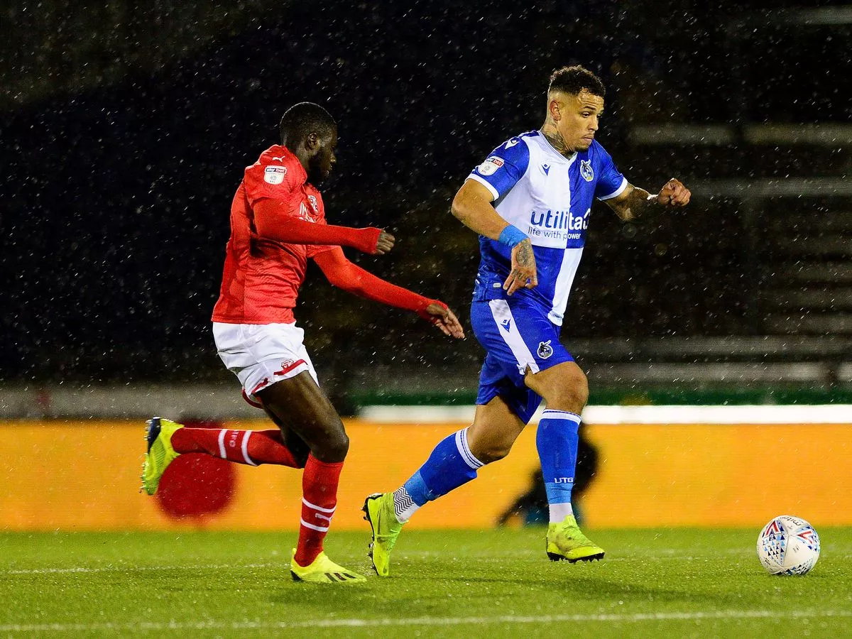 Prediksi Skor Swindon Town vs Bristol Rovers, 09 Oktober 2024, EFL Trophy Musim 2024/2025