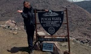 Naomi Daviola (17), yang dilaporkan hilang di Gunung Slamet, Jawa Tengah.