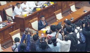 Wakil Menteri Pertahanan (Wamenhan) M. Herindra sebelum mengikuti fit and proper test calon Kepala BIN, di Gedung DPR, Rabu (16/10/2024). BP/KMPS