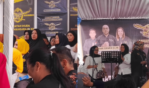 Keluarga besar Angkatan Muda Sisingamangaraja XII terlihat bernyanyi menghibur pengung sebelum acara puncak Silaturahmi bersama Calon Wali Kota /Wakil RIko Wass -Zaki di Kantor AMS XII Jalan Sei Rahayu Medan, Selasa (1/10/2024).