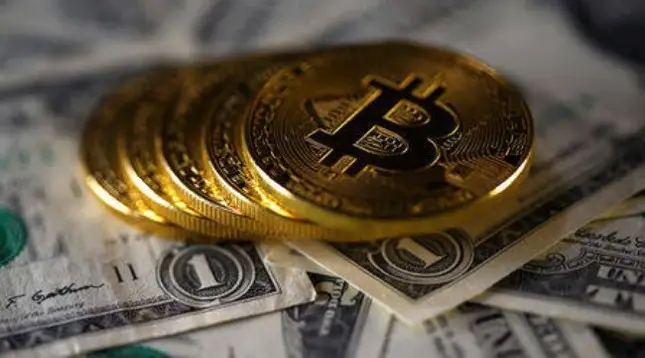 Harga Bitcoin BTC Turun, Altcoin ZEX, DEGEN, dan KMNO Melonjak di Pasar Crypto