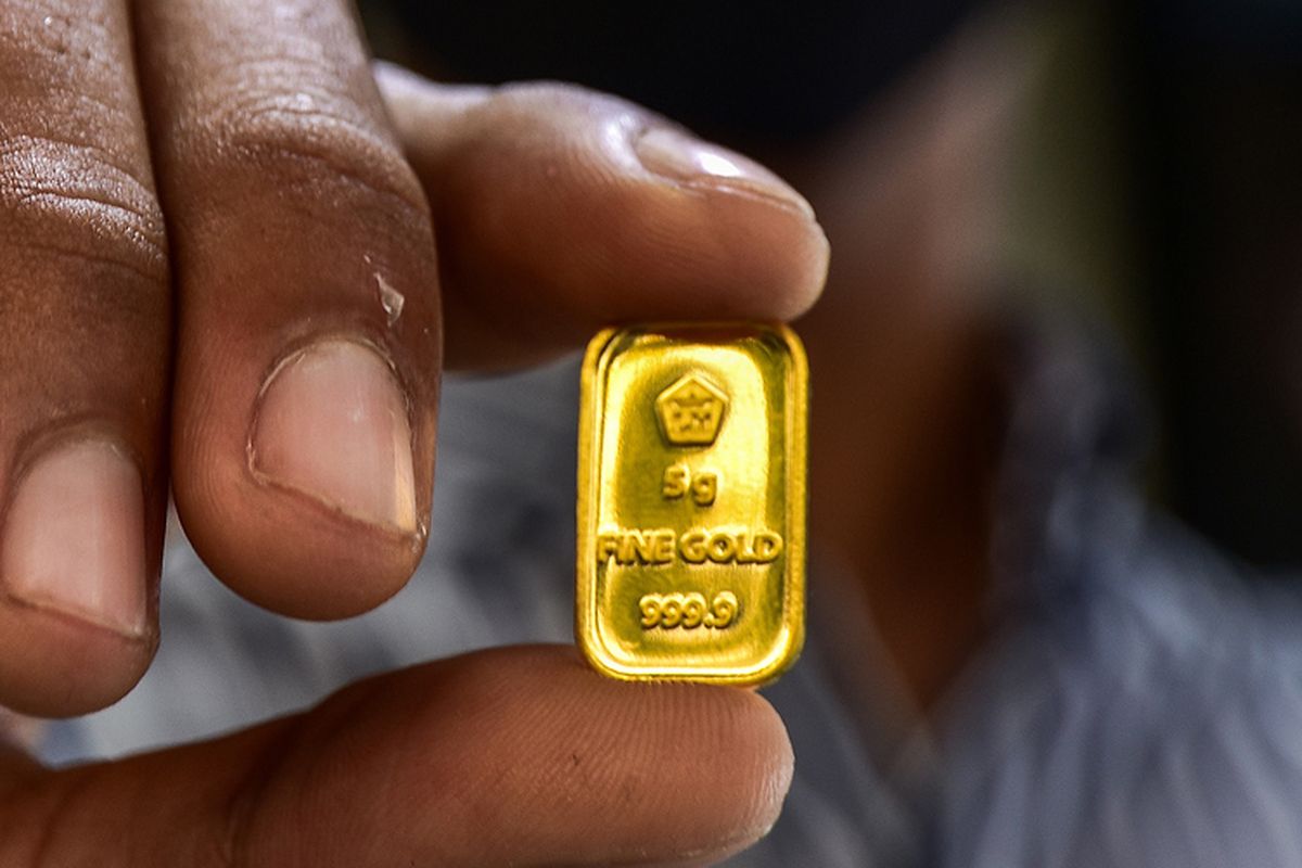 Harga Emas Antam Turun: Update Harga Terbaru